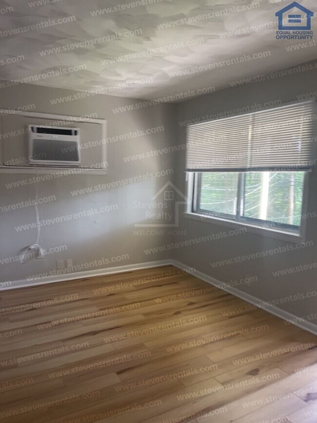 Foto del edificio - 5417 Slayton Ave