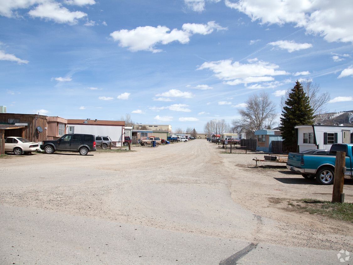 Building Photo - River Ranch Village Mobile Home Park