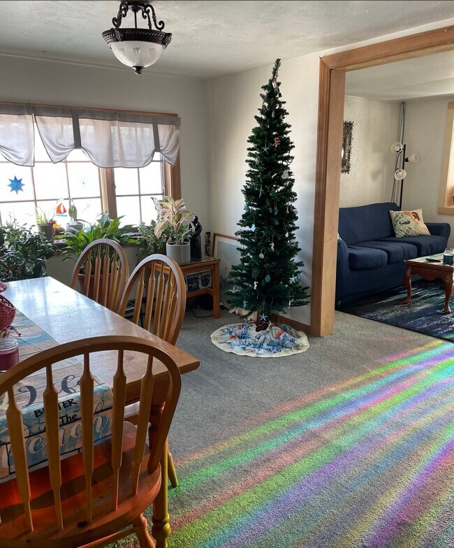 Foto del edificio - 8 8th St