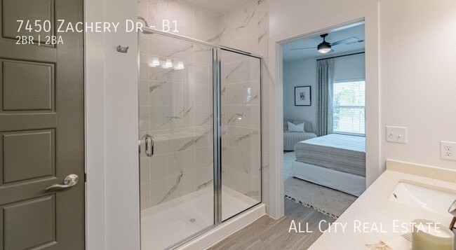 Building Photo - 7450 Zachery Dr