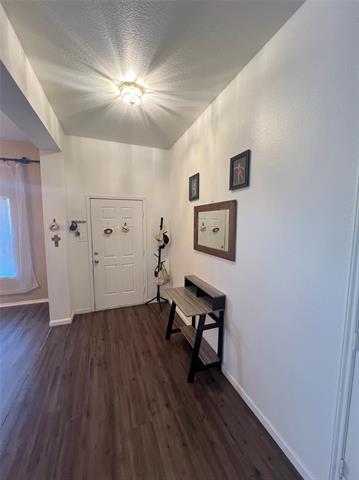 Foto del edificio - 1923 Pin Oak Ln