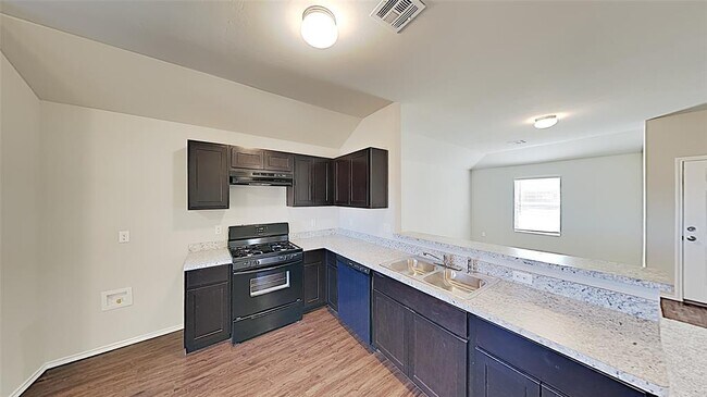 Building Photo - 10705 SW 23rd Ter
