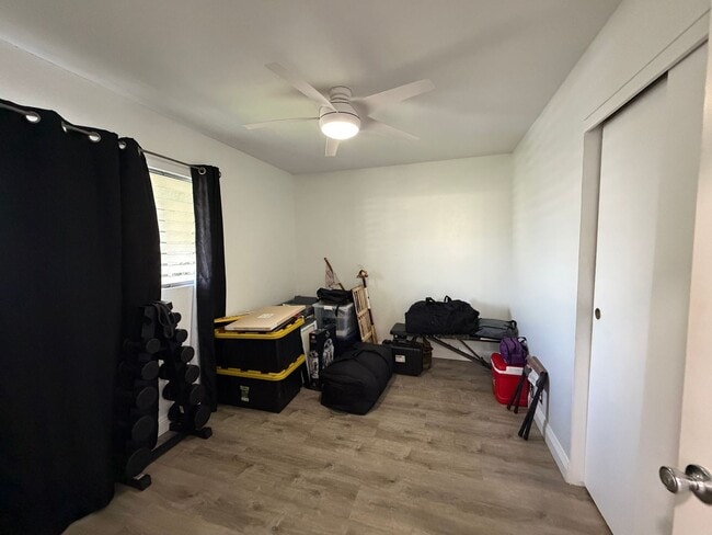 Building Photo - 2-Bedroom Condo in Central Waipahu Available February 2026