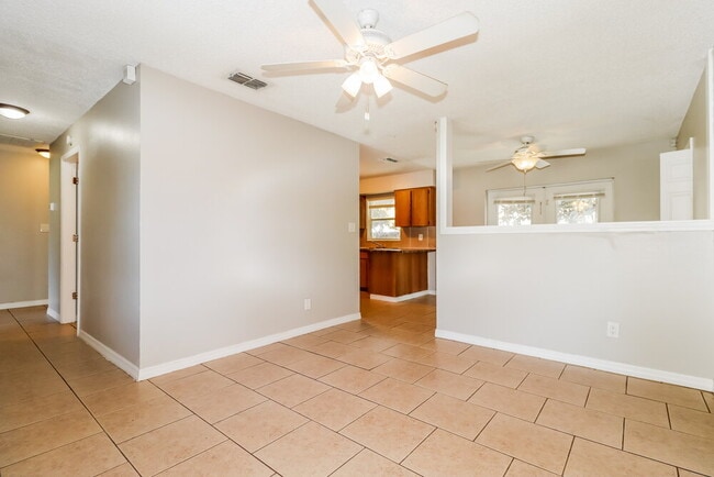 Building Photo - 4348 Trout Dr SE