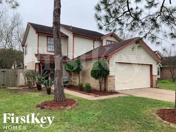 Building Photo - 15511 Evergreen Grove Dr