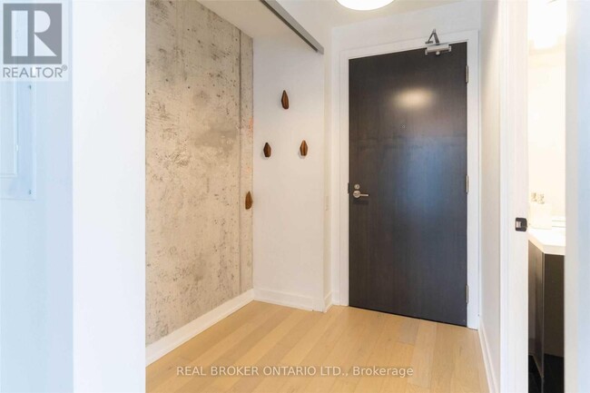 Building Photo - 11 Charlotte St