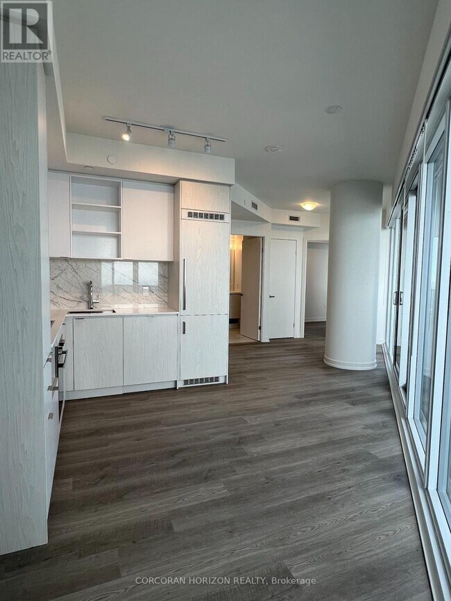 Building Photo - 55 Cooper St