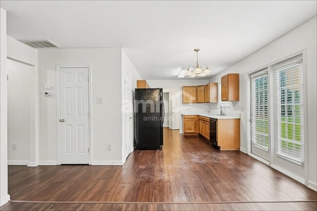 Building Photo - 3660 Watkins Ridge Ct
