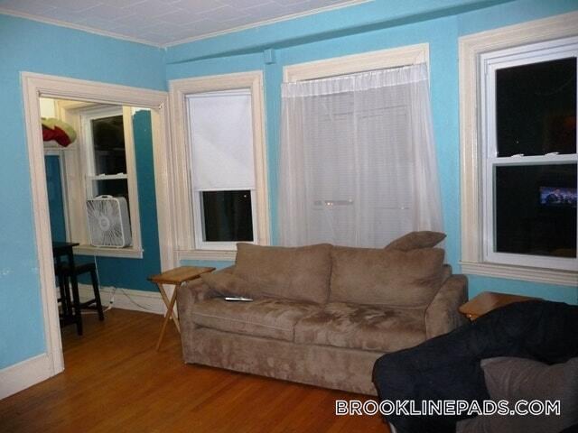 Building Photo - 100 St Mary's St