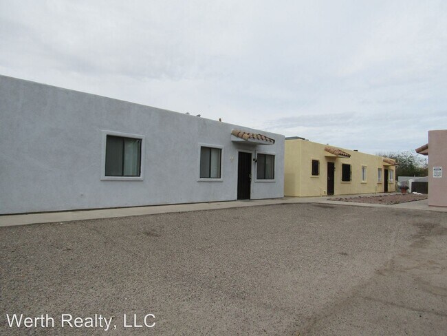 Building Photo - 350-354 W Delano St