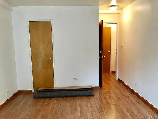 Foto del edificio - 50 Bayard St