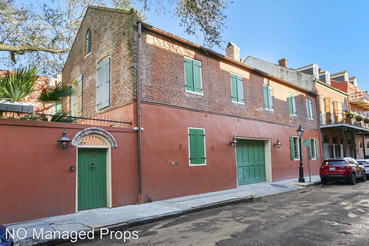 Primary Photo - 4 br, 4.5 bath House - 525 Madison Street