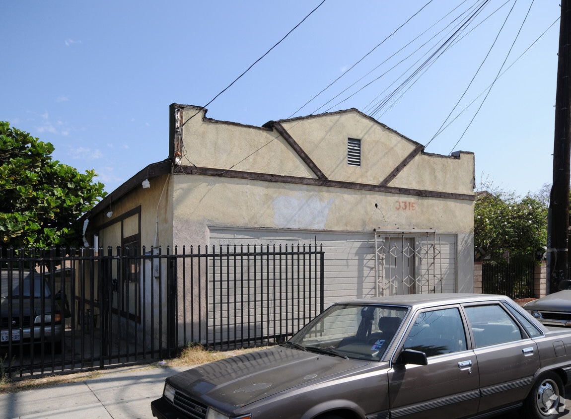Primary Photo - 3313 Folsom St