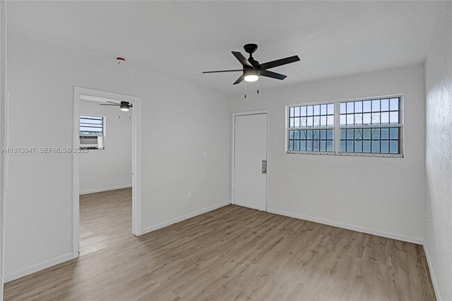 Foto del edificio - 14140 NW 24th Ct