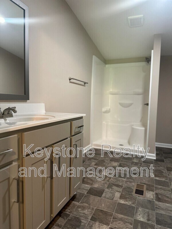 Foto del edificio - 221 Bumpus Mill Rd