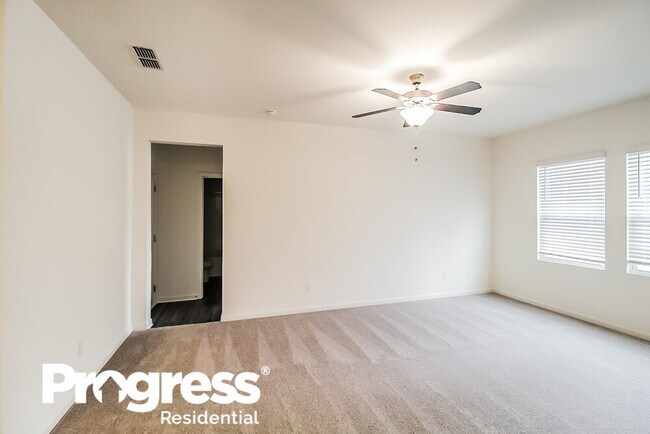 Building Photo - 485 Knightsbridge Ln