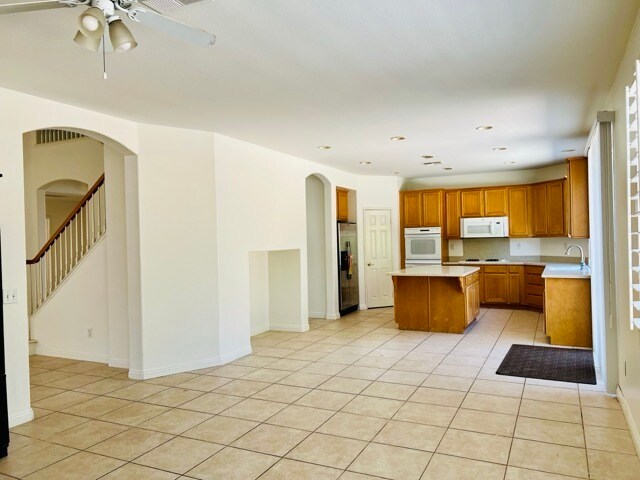 Foto del edificio - 8530 Lodgepole Ln