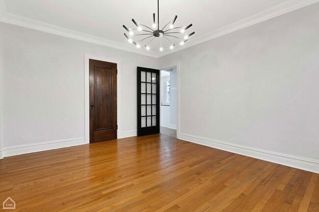 Building Photo - 3636 Grand Boulevard Unit 3N