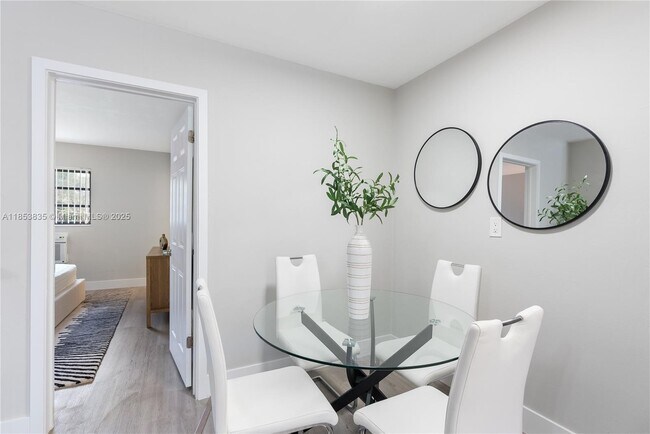 Foto del edificio - 1041 SW 15th Ave