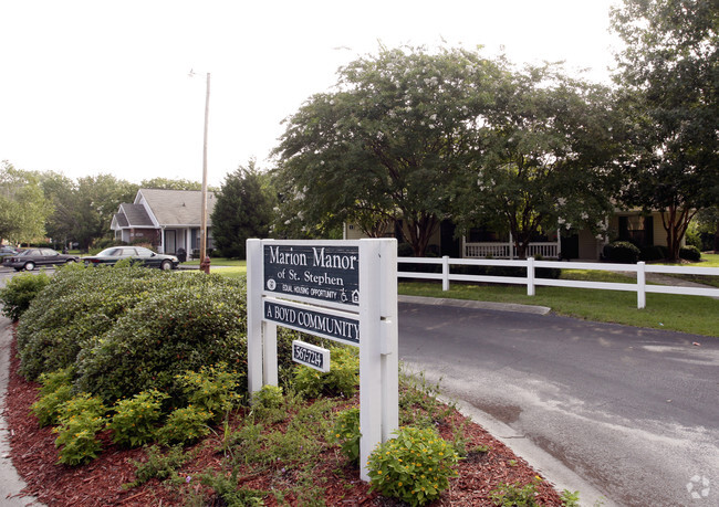 Building Photo - Marion Manor Apartments