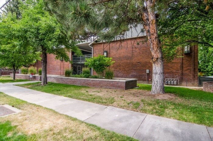 Primary Photo - SUGAR HOUSE RARE 2 BED 1 BATH