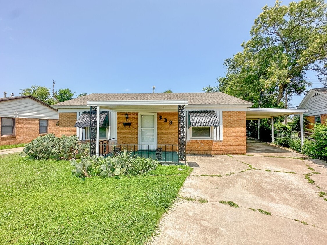 Primary Photo - COMING SOON! 2 Bed - 1 Bath - 3 LARGE shed...