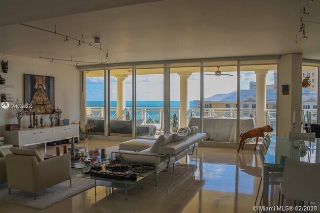Foto del edificio - 430 Grand Bay Dr