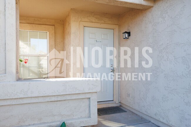 Foto del edificio - Freshly Updated Home with NO HOA