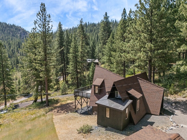 Building Photo - 10890 Juniper Way