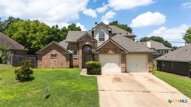 Building Photo - 714 Silver Creek Dr