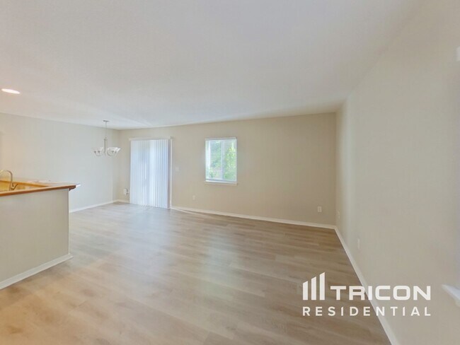 Foto del edificio - 1811 NE 89th Cir