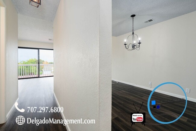 Building Photo - Benicia large two story townhome in Southa...