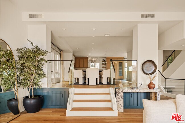 Foto del edificio - 3807 Vía Dolce