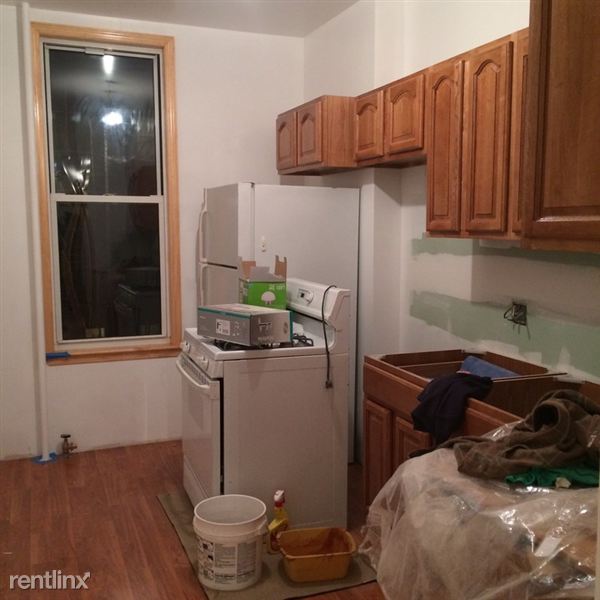Building Photo - 157 Eckford St