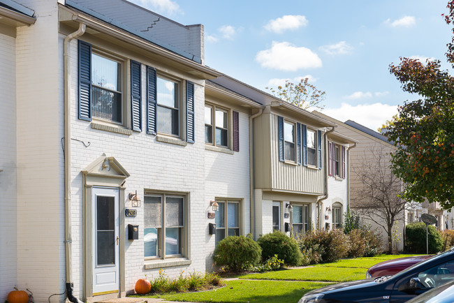 Exterior - Miller Maple Townhomes