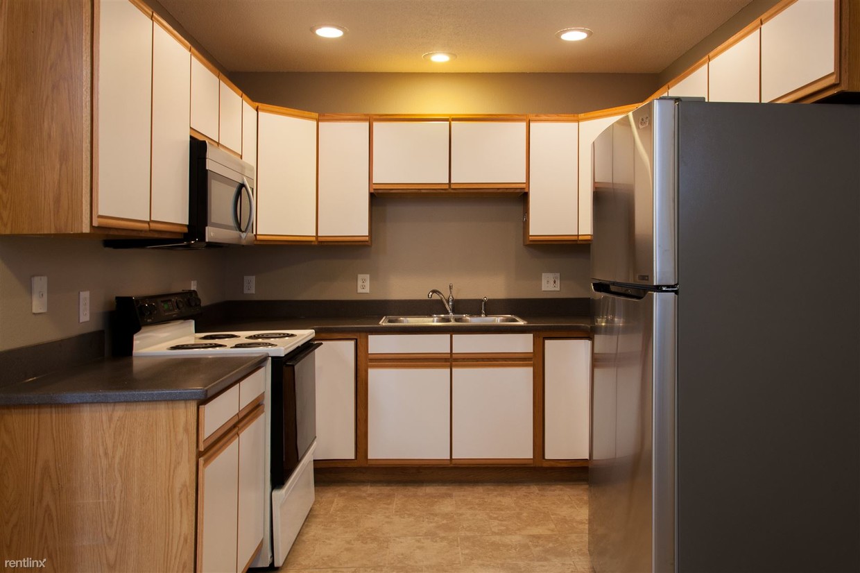 Foto principal - 3 br, 2 bath Duplex - 911 Fraser Ln A