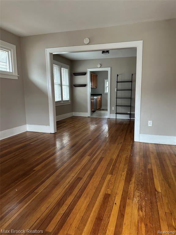 Foto del edificio - 264 E Breckenridge St