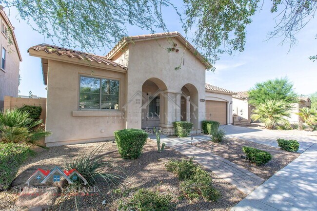 Building Photo - 1532 E Apollo Rd