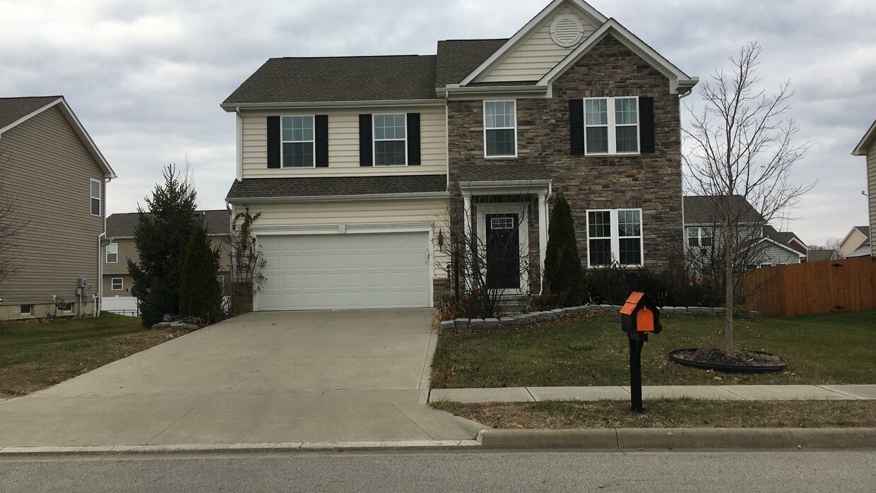 281 Evergreen Ct, Pickerington, OH 43147 House Rental in Pickerington