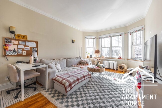 Photo - 822 W Wrightwood Ave Apartment