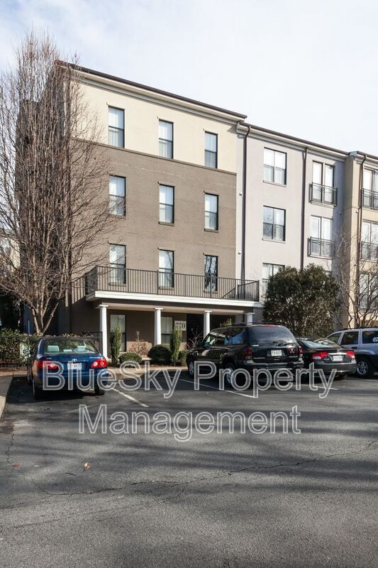 Building Photo - 770-73D Walker Square