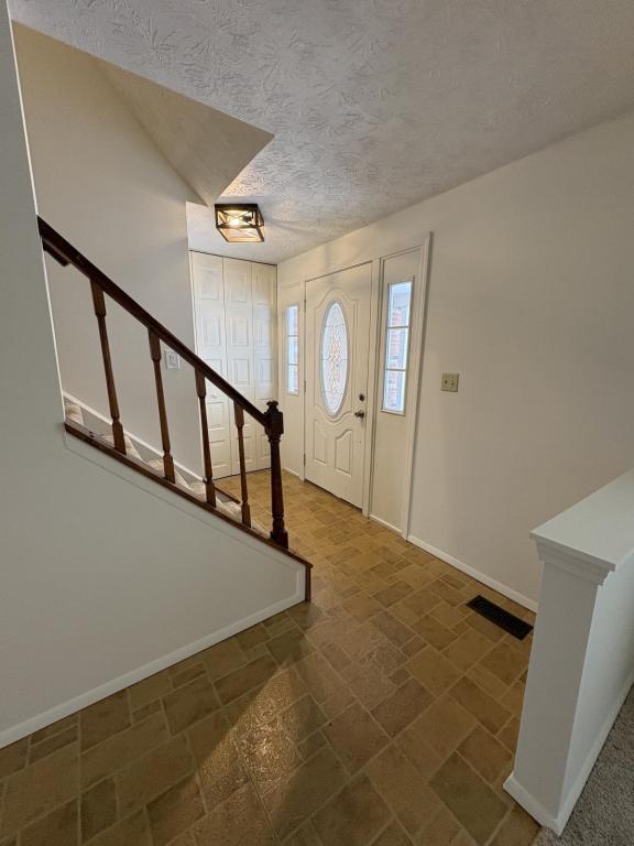 Building Photo - 6884 Slippery Rock Dr