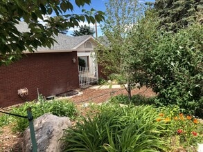 Building Photo - 8410 Kings Hill Dr