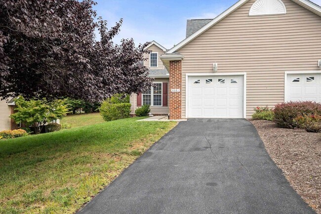 Foto del edificio - 4081 Forest Oaks Ln
