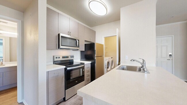 Interior Photo - Windemere at Sycamore Highlands