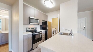 Interior Photo - Windemere at Sycamore Highlands