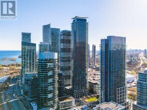 Building Photo - 38 Annie Craig Dr