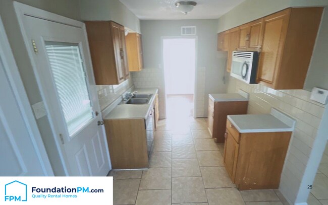 Building Photo - 3190 Applewood Cove