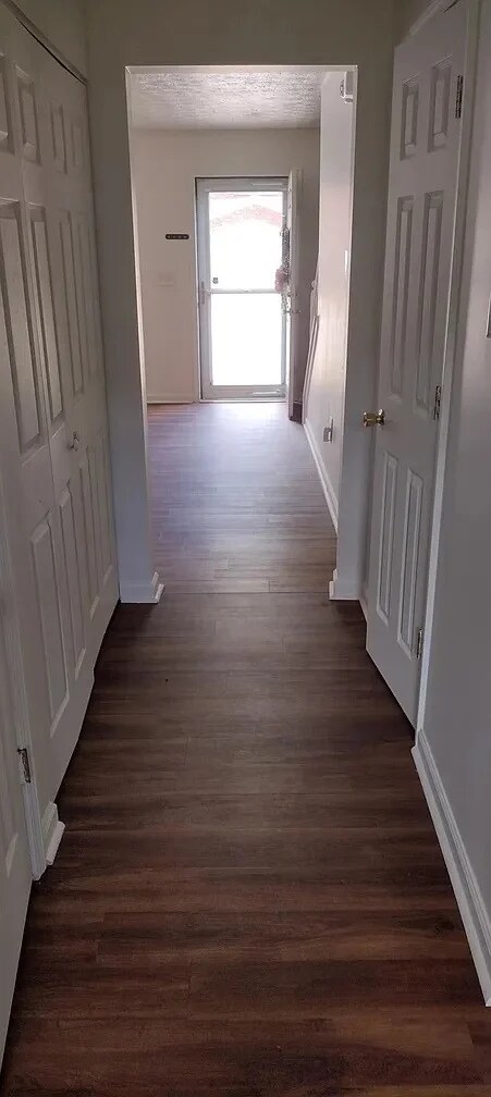 Foto del edificio - 5727 Windfall Ln