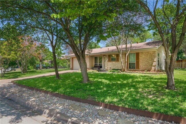 Building Photo - 8403 Whittman Cove